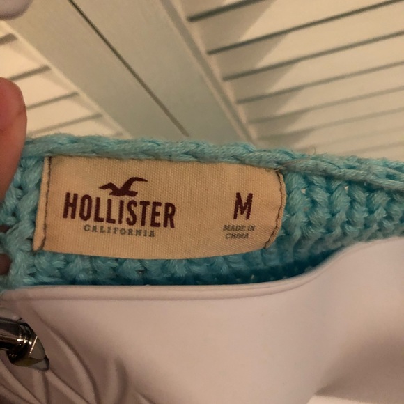Hollister blue ombré sweater. - Picture 4 of 4